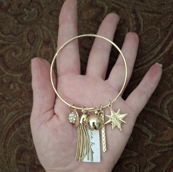 New Anna & Ava Gold Rhinestone Celestial Bracelet. - Picture 8 of 12